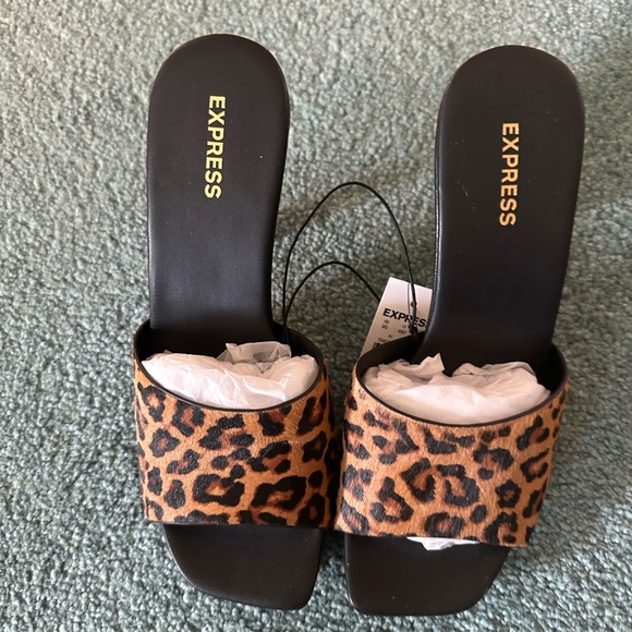 Express Square Toe Haircalf Heeled Sandals - Picture 9 of 9